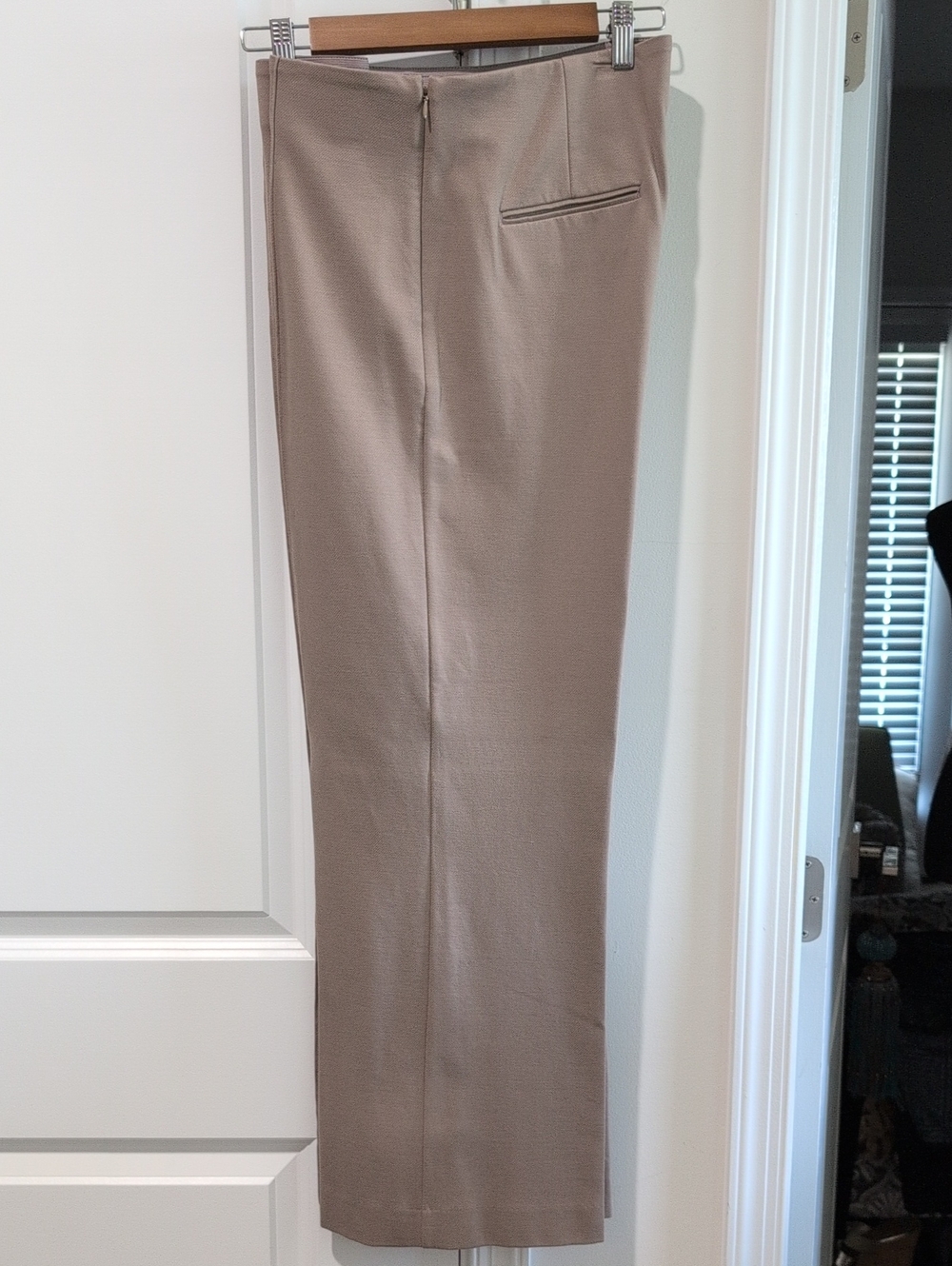 NWT Ann Taylor Taupe Straight-Leg Tall Crop Dress Pants